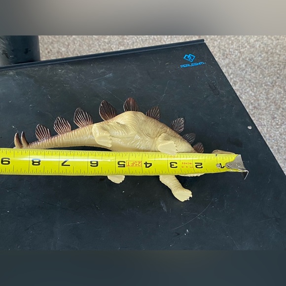 Greenbrier 9” International Stegosaurus Toy Dinosaur Plastic Figure - Picture 6 of 7